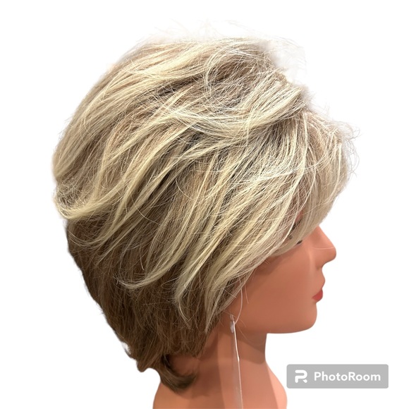 Fashion Wigs short blonde and light brown - Picture 3 of 5
